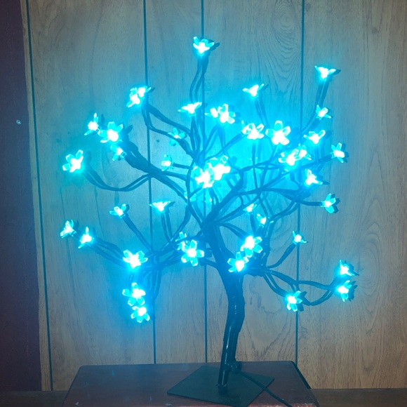 Multi colored light-up cherry blossom tree light/lamp - Picture 9 of 11